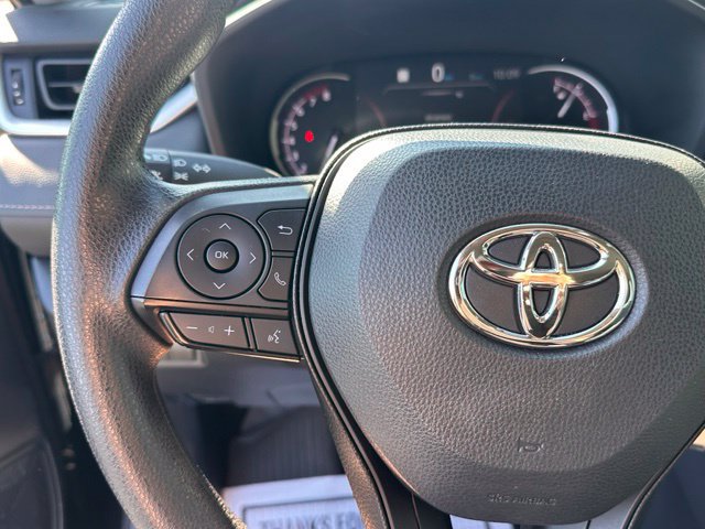Used 2024 Toyota RAV4 LE FWD image 21