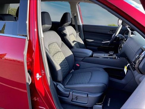 New 2026 Nissan Pathfinder SV FWD image 9