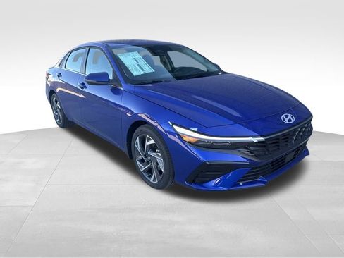 New 2026 Hyundai Elantra Limited image 2