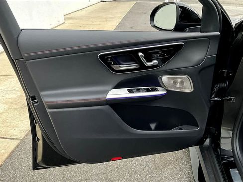 Used 2026 Mercedes-Benz GLC 43 AMG AMG GLC 43 image 10