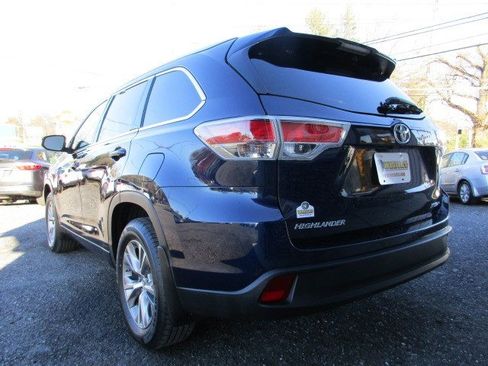 Used 2015 Toyota Highlander XLE image 6