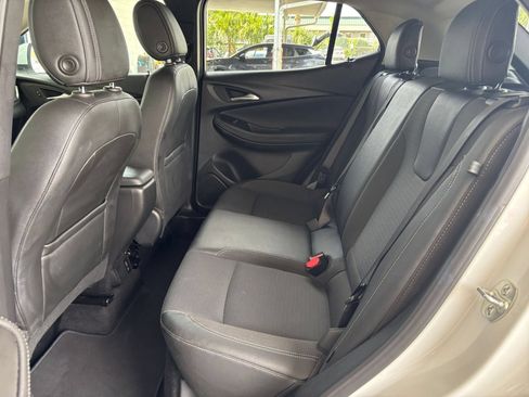 Used 2025 Buick Encore GX Preferred FWD image 28