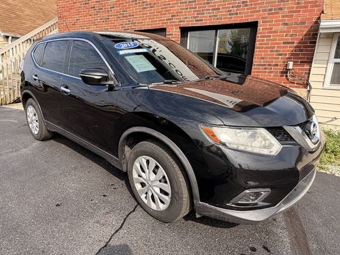 Used 2015 Nissan Rogue S AWD/4WD image 2