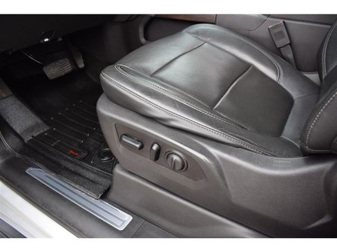 Used 2019 GMC Sierra 1500 SLT w/ SLT Convenience Package image 13