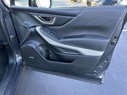 Used 2024 Subaru Forester Limited image 10