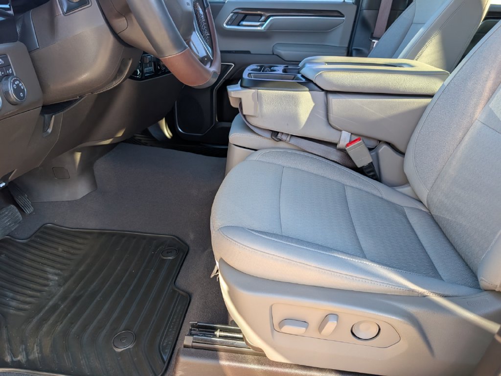 Used 2022 Chevrolet Silverado 1500 LT w/ All Star Edition Plus RWD image 12