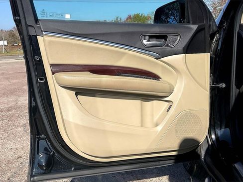 Used 2016 Acura MDX FWD image 17