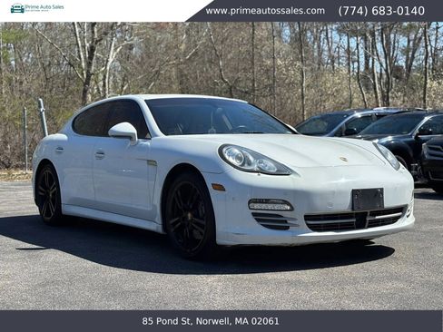Used 2013 Porsche Panamera 4 Platinum Edition AWD/4WD image 5