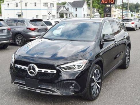Used 2022 Mercedes-Benz GLA 250 4MATIC image 7
