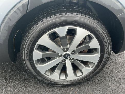Used 2021 Kia Telluride S AWD/4WD image 13