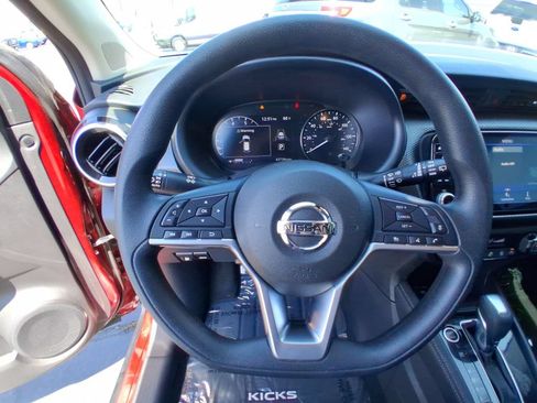 Used 2021 Nissan Kicks SV w/ Exterior Package FWD image 15