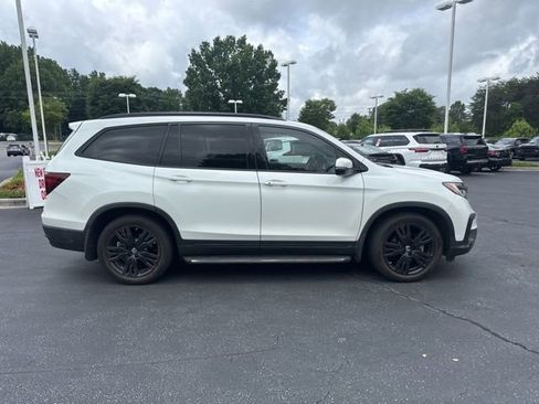 Used 2021 Honda Pilot Black Edition image 2