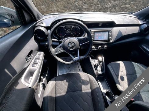 Used 2020 Nissan Kicks S FWD image 4
