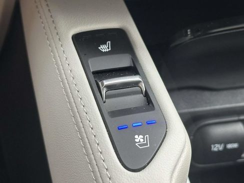 Used 2025 Kia Telluride SX w/ SX Captain's Chair Package AWD/4WD image 19
