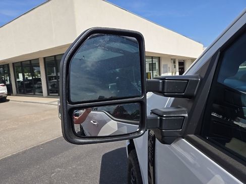 New 2025 Ford F250 Platinum image 34
