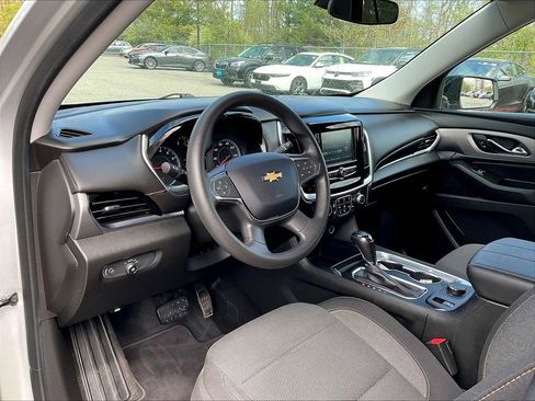 Used 2019 Chevrolet Traverse LS AWD/4WD image 8