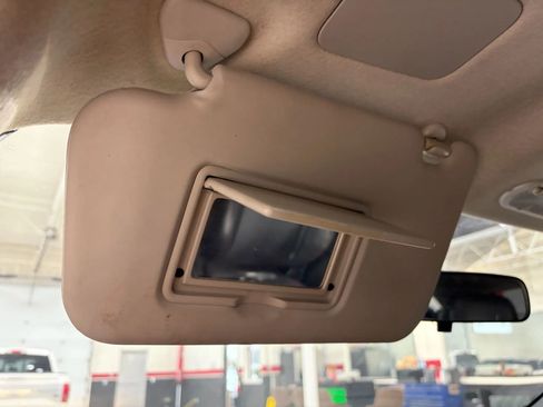 Used 2011 Nissan Juke SL image 34