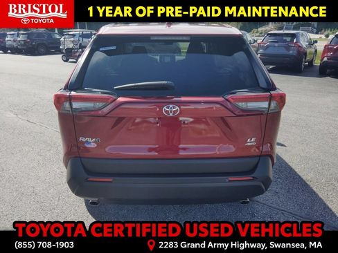 Used 2024 Toyota RAV4 LE AWD/4WD image 6