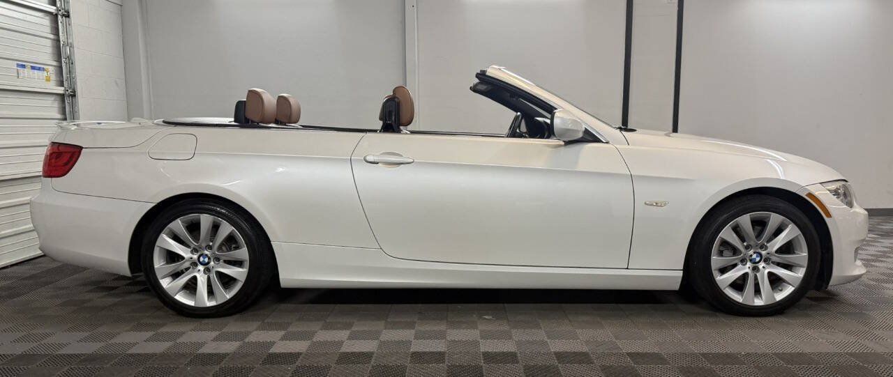 Used 2013 BMW 328i Convertible RWD image 2