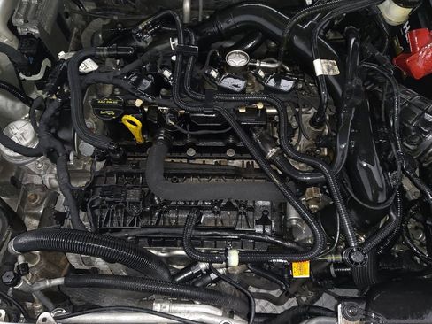 Used 2019 Ford Fusion SE image 30