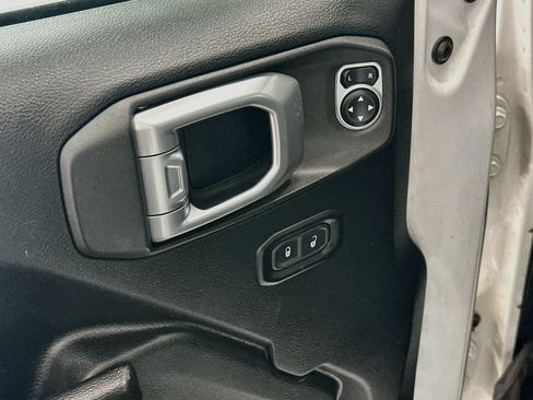 Used 2020 Jeep Wrangler Unlimited Sport S AWD/4WD image 15