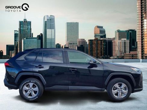 Used 2024 Toyota RAV4 XLE w/ Weather Package AWD/4WD image 6