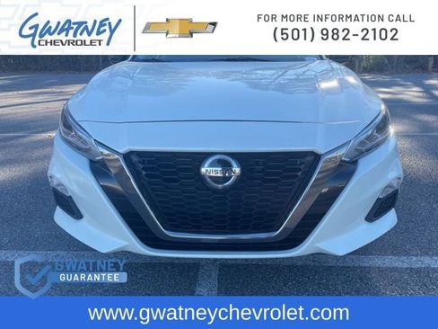 Used 2021 Nissan Altima 2.5 SR image 9