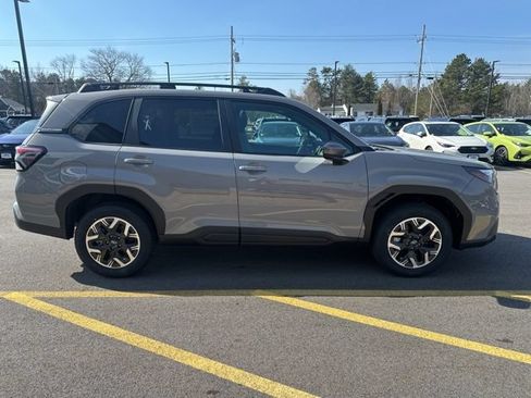 New 2026 Subaru Forester Premium AWD/4WD image 4