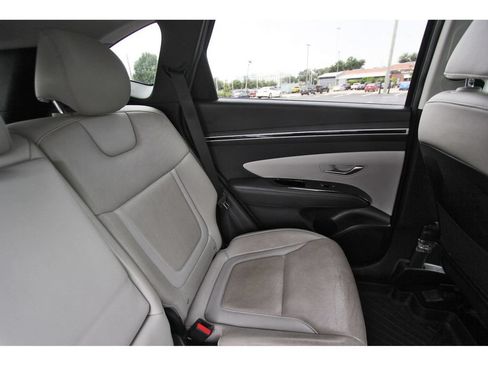 Used 2023 Hyundai Tucson Limited FWD image 13