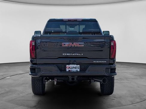 New 2026 GMC Sierra 3500 Denali w/ Denali Reserve Package AWD/4WD image 13