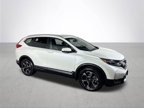 Used 2018 Honda CR-V Touring image 4