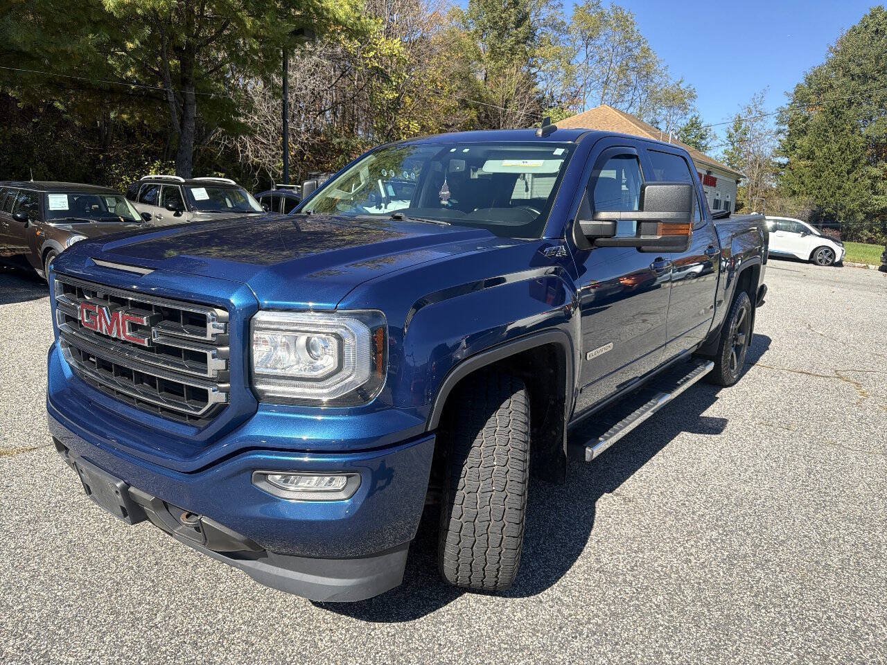 Used 2017 GMC Sierra 1500 SLE w/ Elevation Edition AWD/4WD image 3