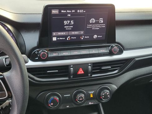 Used 2023 Kia Forte LXS image 11