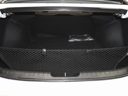 Certified 2025 Hyundai Elantra Sport image 7