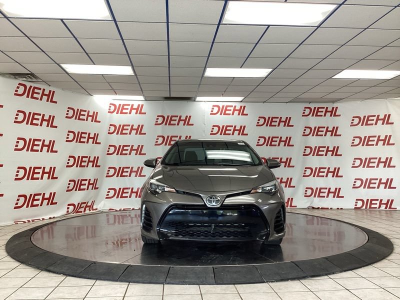 Used 2019 Toyota Corolla SE FWD image 2