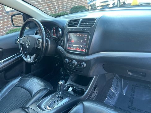 Used 2020 Dodge Journey Crossroad image 21
