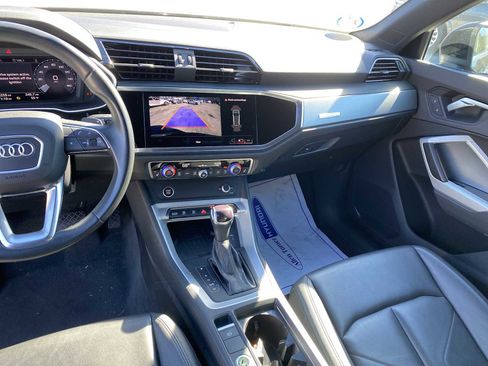 Used 2024 Audi Q3 2.0T Premium image 14