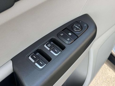 Used 2020 Kia Sportage LX AWD/4WD image 7