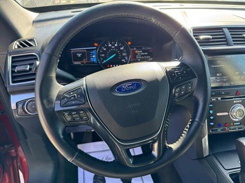 Used 2016 Ford Explorer Limited image 7