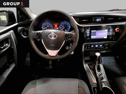 Certified 2019 Toyota Corolla LE FWD image 6