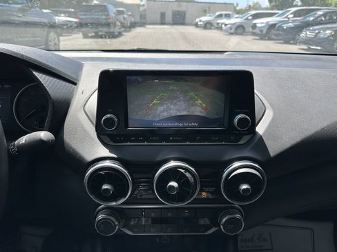 Used 2022 Nissan Sentra S FWD image 9