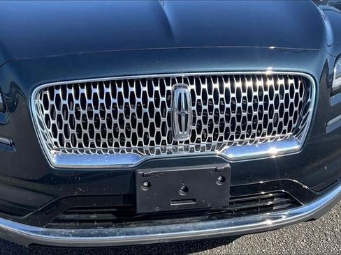 Used 2022 Lincoln Nautilus Reserve image 30
