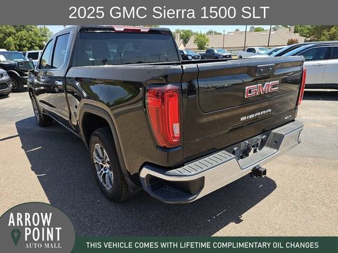 Used 2025 GMC Sierra 1500 SLT RWD image 9