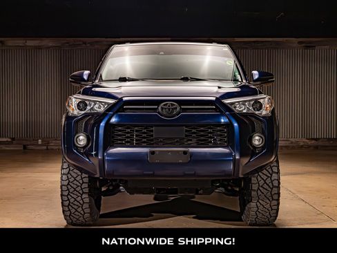 Used 2024 Toyota 4Runner SR5 Premium AWD/4WD image 4
