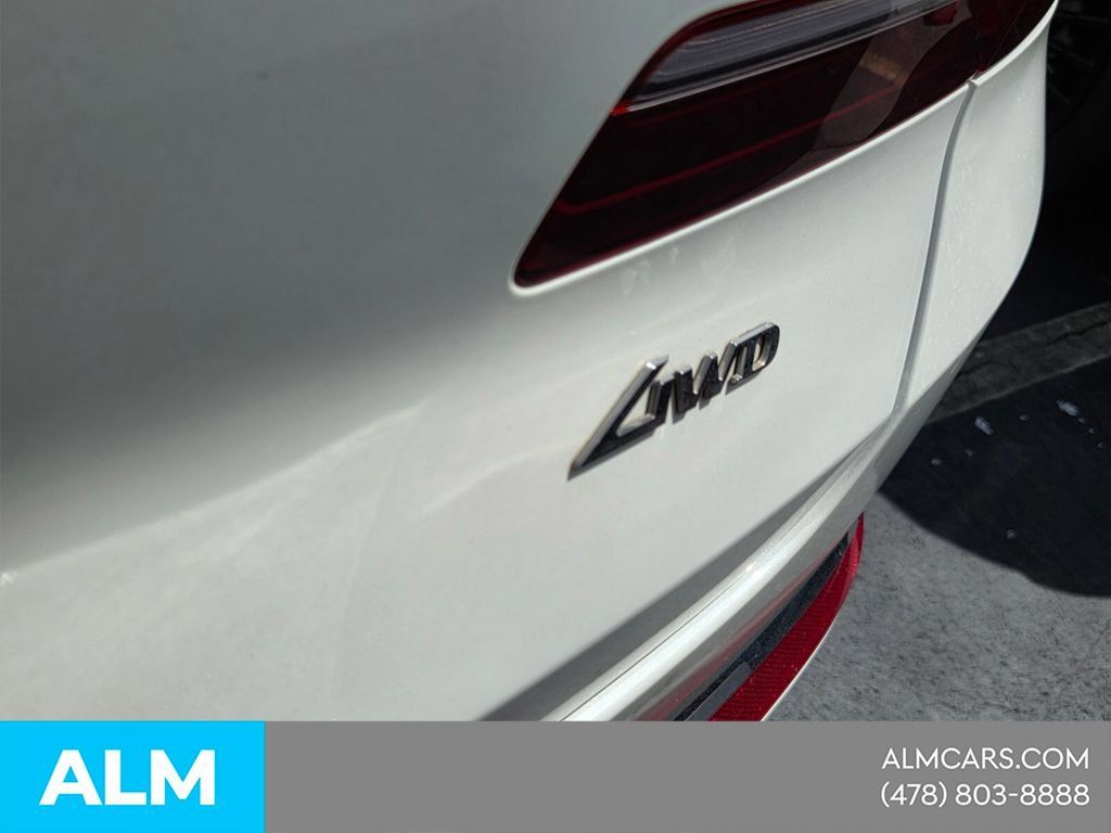 Used 2025 Genesis GV80 2.5T Standard AWD/4WD image 14