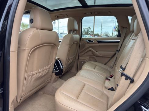 Used 2014 Porsche Cayenne S AWD/4WD image 11