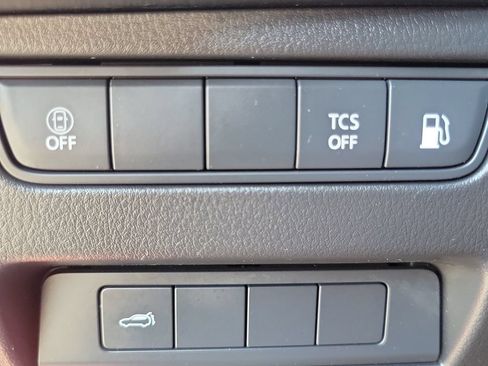 Certified 2024 MAZDA CX-90 Plug-In Hybrid w/ Preferred AWD/4WD image 17
