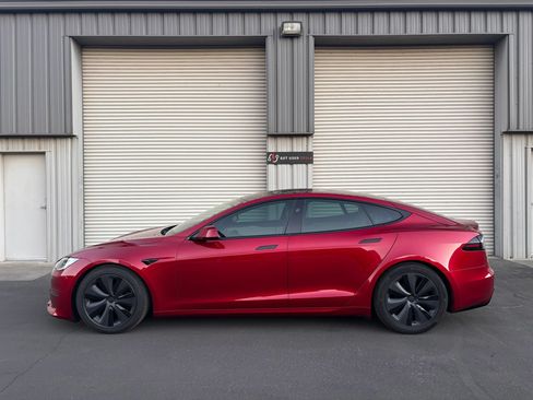Used 2023 Tesla Model S Standard Range AWD/4WD image 3