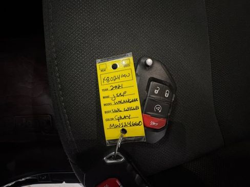 Used 2021 Jeep Wrangler Unlimited Sport AWD/4WD image 29