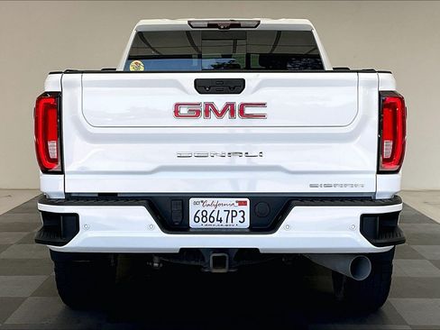 Used 2020 GMC Sierra 2500 Denali w/ Denali Ultimate Package AWD/4WD image 3